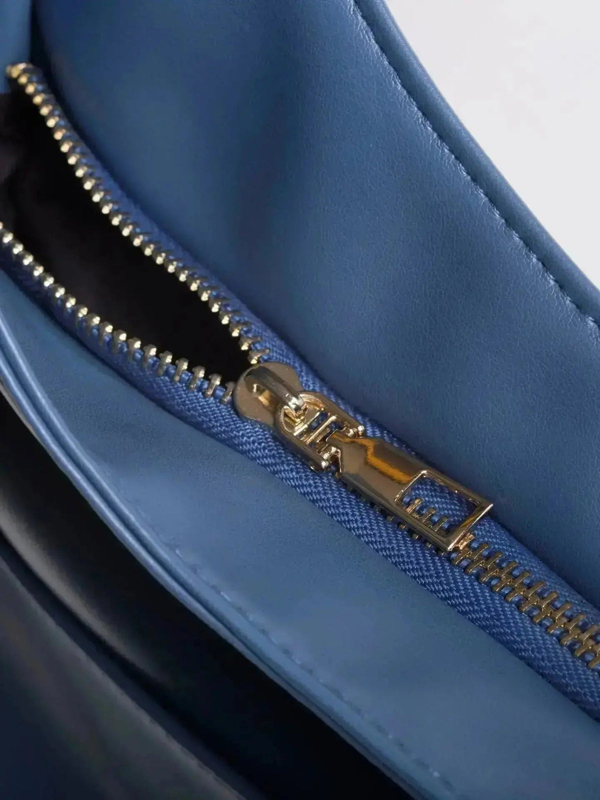 BOLSO NOIR ESSENCE
