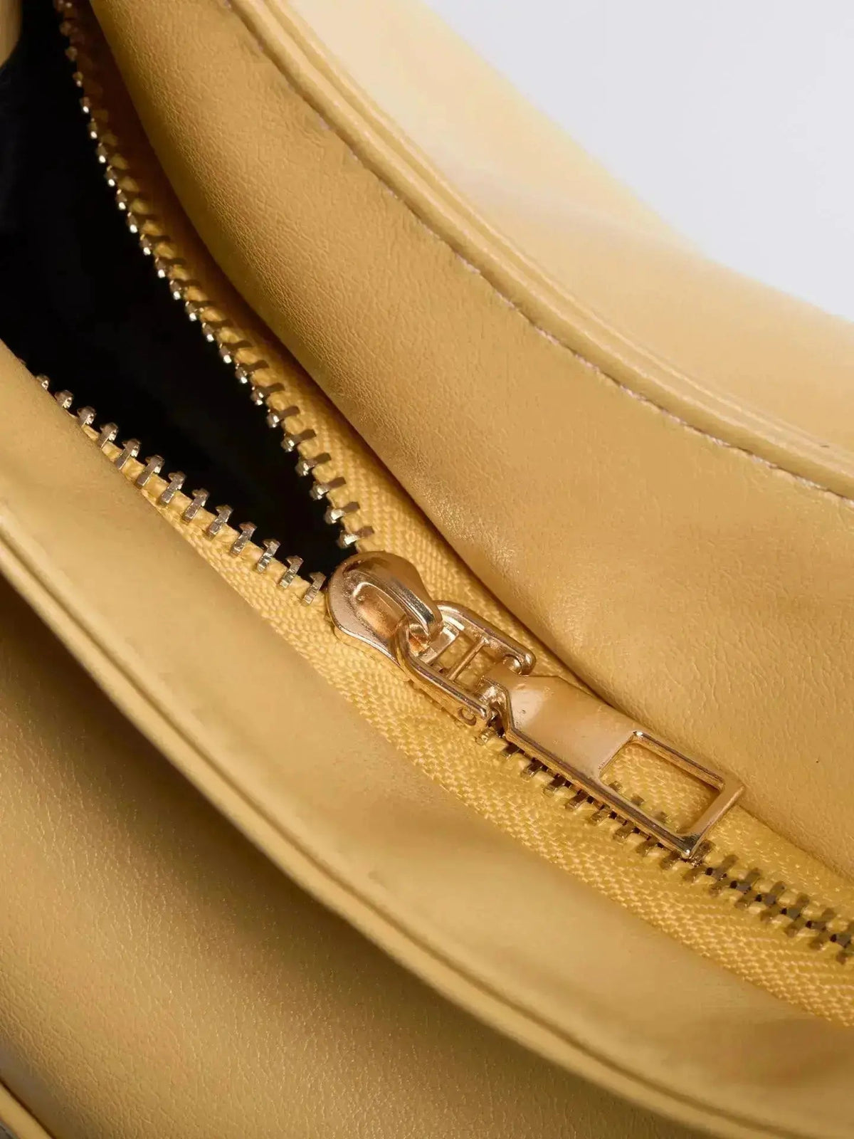 BOLSO NOIR ESSENCE