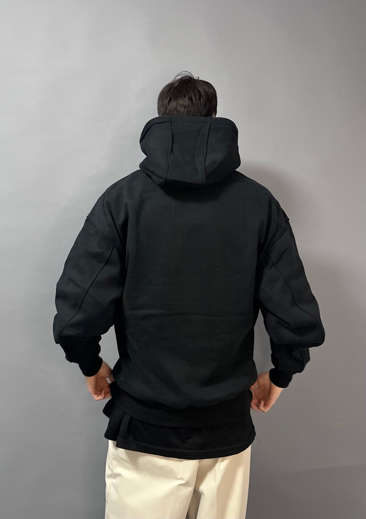 SUDADERA NEGRA URBAN